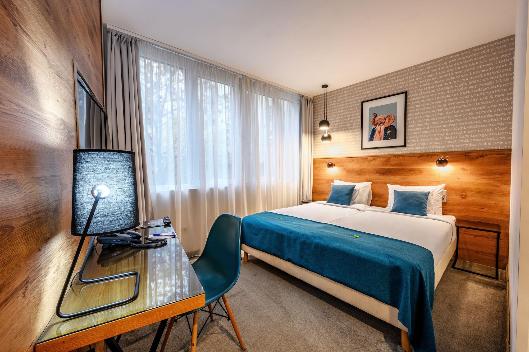 Hotel Roombach Center