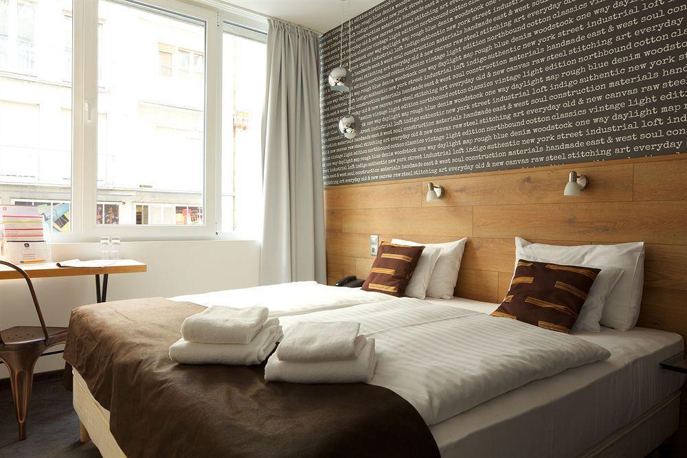 Roombach Center Budapešť